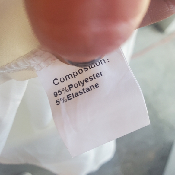 Maison RaePlunging Halter Maxidress - Picture 5 of 5